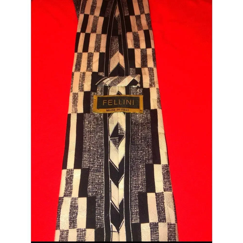 NWT Fellini Designer‎ All Silk Italian Art Deco Black Tie